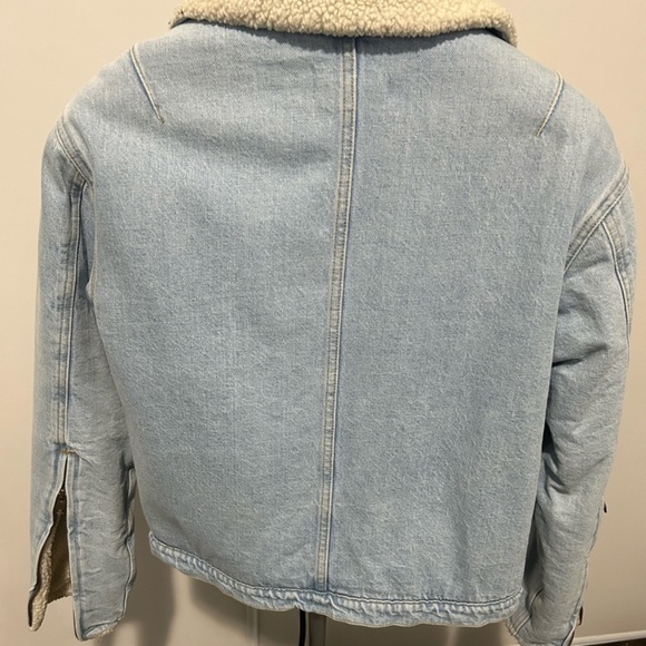 Aritzia Denim Sherpa Jacket - Picture 2 of 5